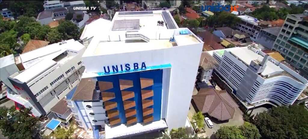 Universitas Islam Bandung (UNISBA)